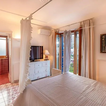 Gianturco - Luxury In The Green Island